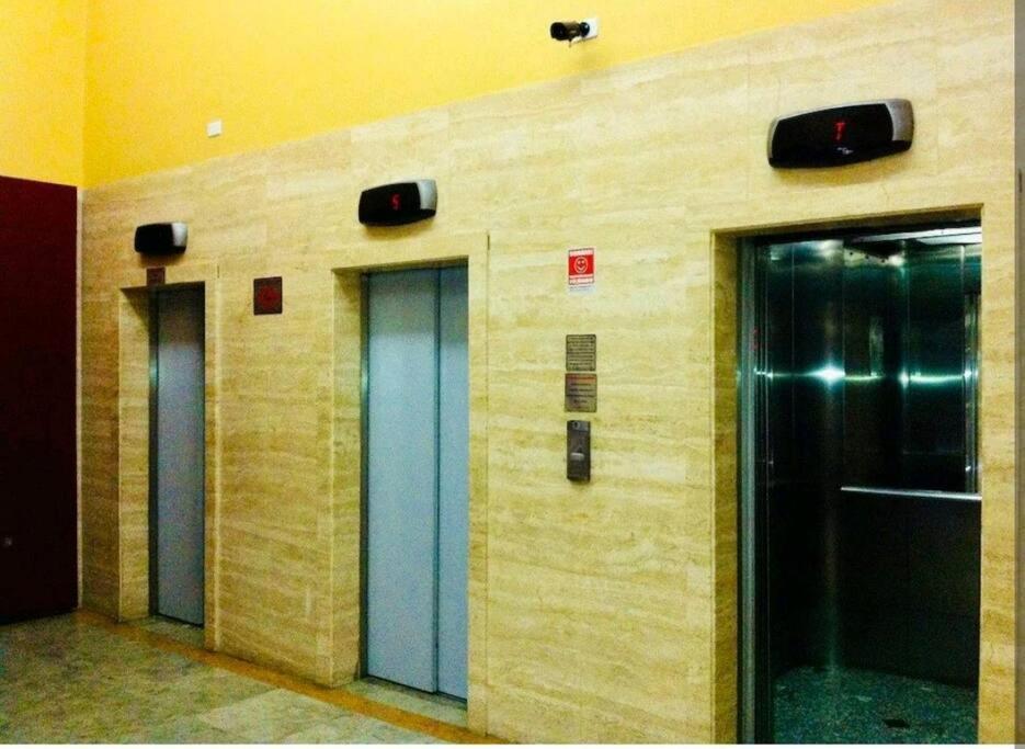 Apartamento Apto Av. Ipiranga Com 1 E Internet 300 Mb.